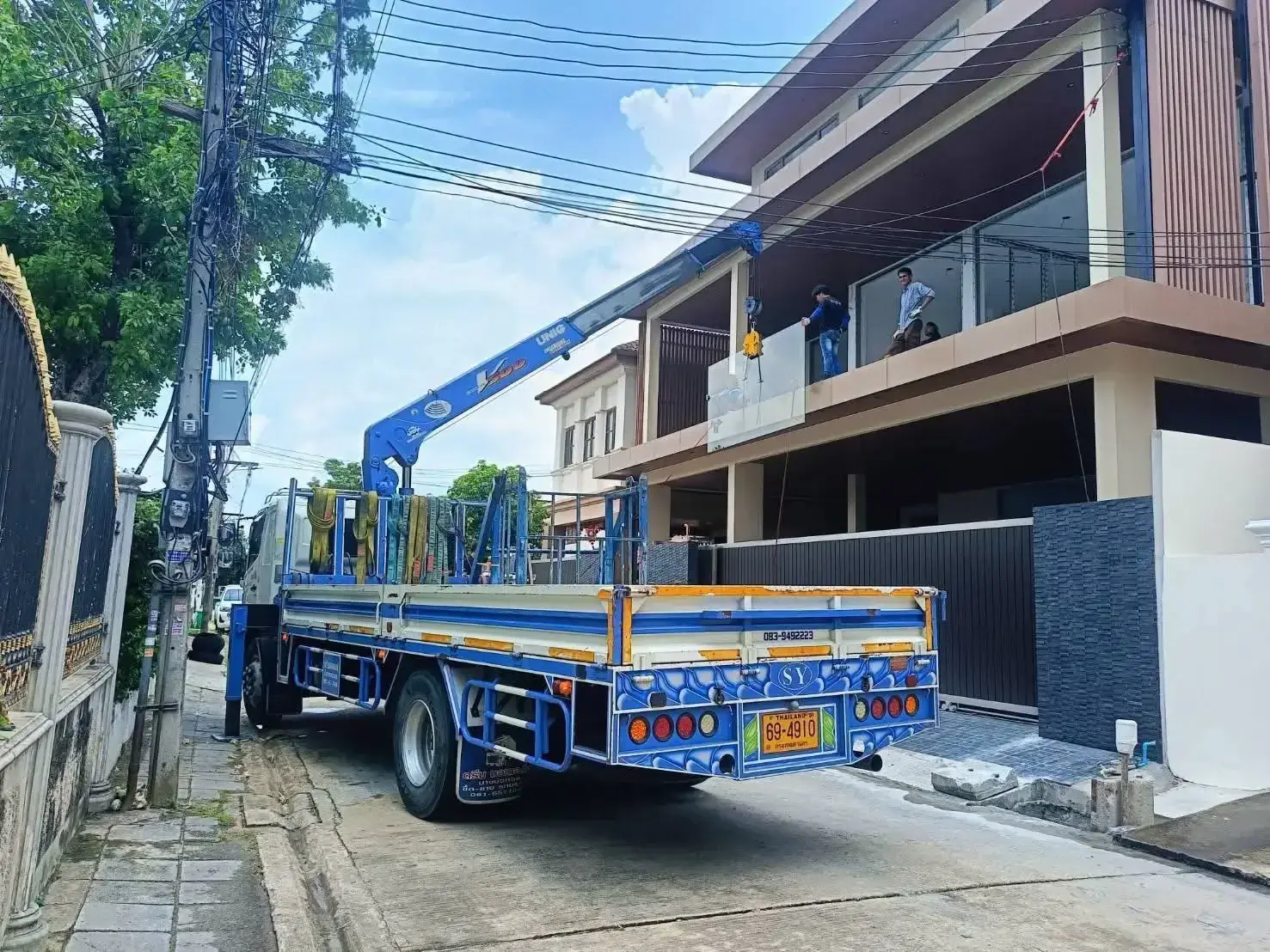 รถเฮี๊ยบ ติดตั้งกระจก